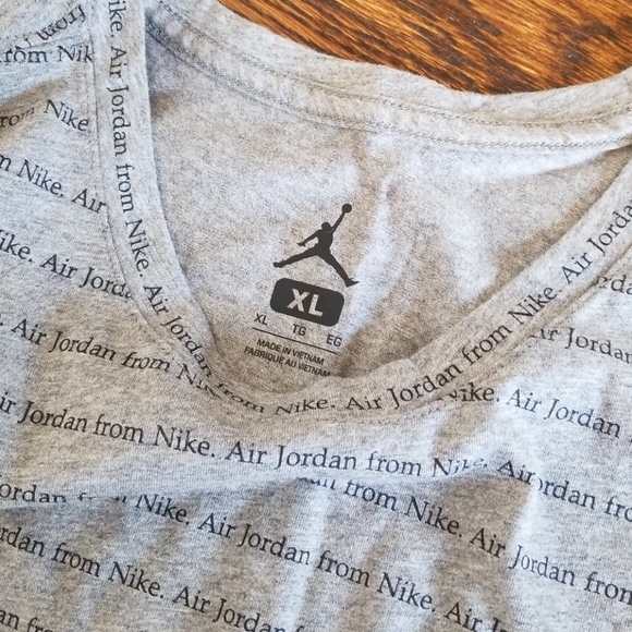 NWT Active Nike Jordan Tee - Picture 3 of 4
